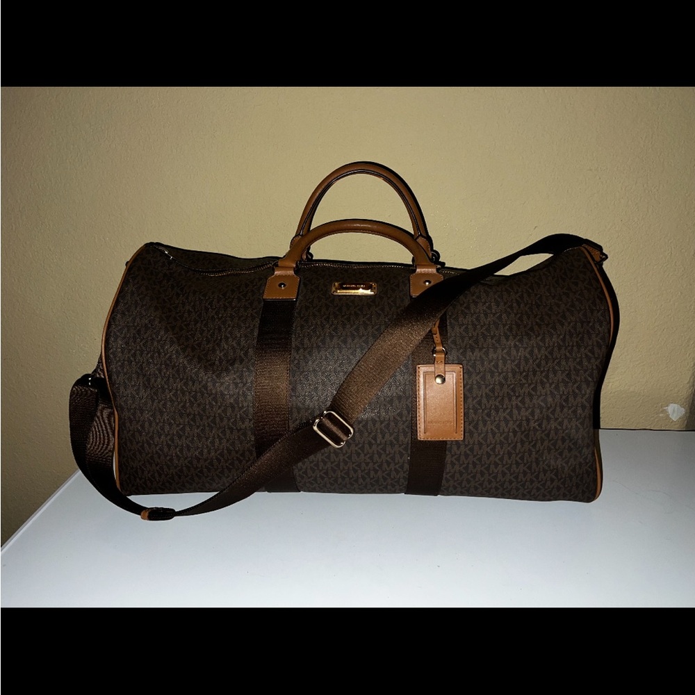 Elegant Brown Duffel Bag for Men